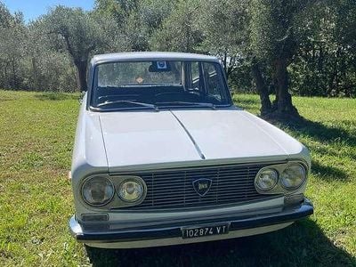 Begagnad Lancia Fulvia 86 HK (63 kW) 1972 Sedan