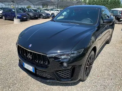 Usata Maserati Levante 250 CV (183 kW) 2019 Nero SUV