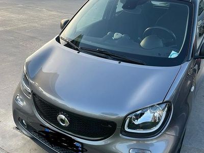 Begagnad Smart ForFour 71 HK (52 kW) 2019 Grå Halvkombi