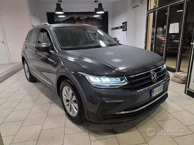 Usata VW Tiguan Life 150 CV (110 kW) 2021 Grigio SUV