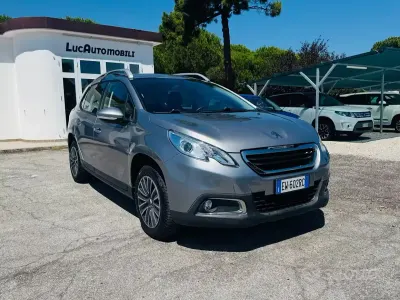 Usata Peugeot 2008 Active 68 CV (50 kW) 2014 Grigio SUV