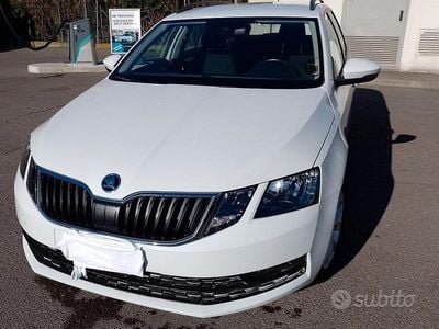 Usata Skoda Octavia Executive 115 CV (84 kW) 2017 Bianco Station wagon