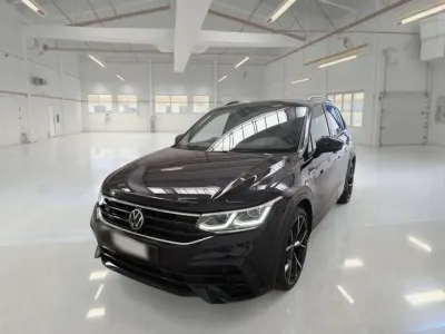 Usata VW Tiguan R 320 CV (235 kW) 2023 Nero SUV