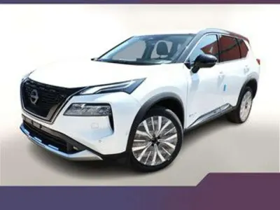 Nuova Nissan X-Trail Tekna 158 CV (116 kW) 2026 Champagne grey SUV
