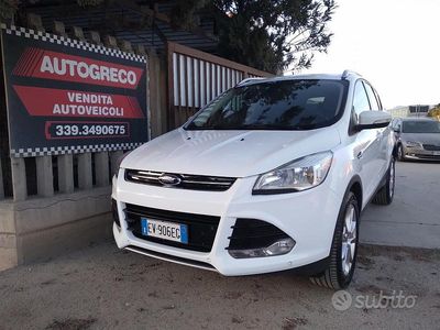 Usata Ford Kuga Titanium 140 CV (102 kW) 2014 Bianco SUV