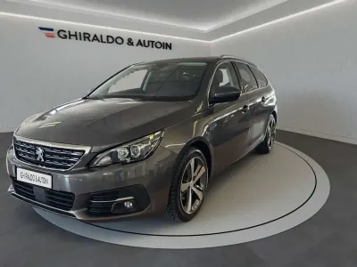 Begagnad Peugeot 308 Allure 131 HK (96 kW) 2019 Grå Kombi