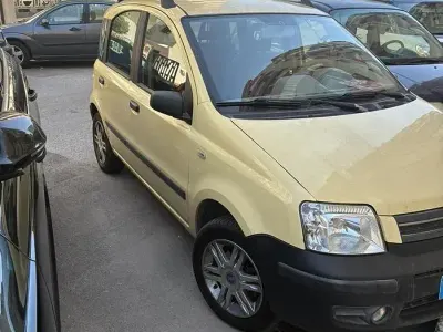Usata Fiat Panda 69 CV (50 kW) 2005 Utilitaria