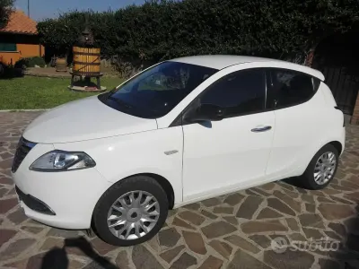 Usata Lancia Ypsilon