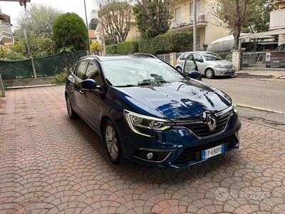 Usata Renault Mégane GrandTour 110 CV (80 kW) 2018 Blu Station wagon
