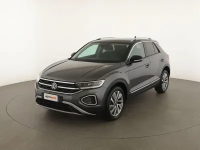 Usata VW T-Roc Style 150 CV (110 kW) 2022 Grigio SUV
