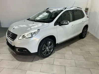 Usata Peugeot 2008 Allure 120 CV (88 kW) 2016 Other SUV