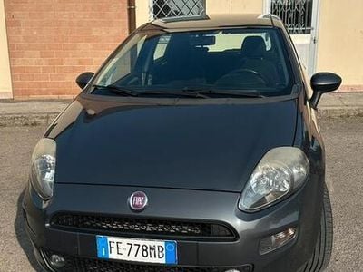 Usata Fiat Punto 77 CV (56 kW) 2016 Grigio Utilitaria