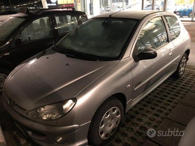 Usata Peugeot 206 2003 Grigio Utilitaria