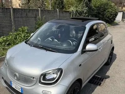 Usata Smart ForFour Prime 71 CV (52 kW) 2015 Utilitaria