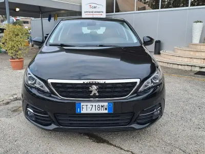 Usata Peugeot 308 Business-Line 131 CV (96 kW) 2018 Nero Berlina
