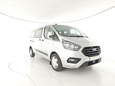 Usata Ford Transit Custom Trend 129 CV (94 kW) 2021 Argento Station wagon