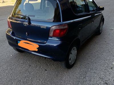 usata Toyota Yaris 1.0i 16V cat 5 porte