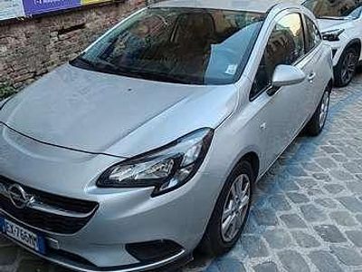 Begagnad Opel Corsa Edition 95 HK (69 kW) 2015 Grå Halvkombi