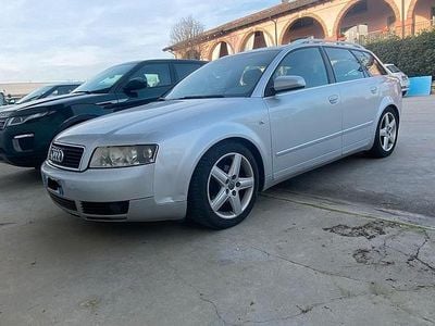 Grigio Usata 2004 Audi A4 Station wagon | 1800 € (Buon prezzo)