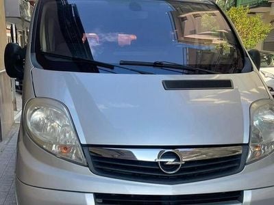 Grigio Usata 2010 Opel Vivaro Monovolume | 12.200 € (Buon prezzo)
