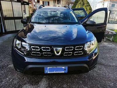 Usata Dacia Duster Essentiel 95 CV (69 kW) 2019 Blu/azzurro SUV