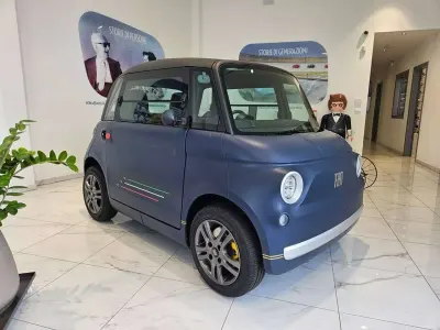 Usata Fiat Topolino Collezione 5 kW (8 CV) 2024 Blu/azzurro Utilitaria