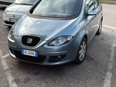 Usata Seat Altea 116 CV (85 kW) 2004 Blu/azzurro Monovolume