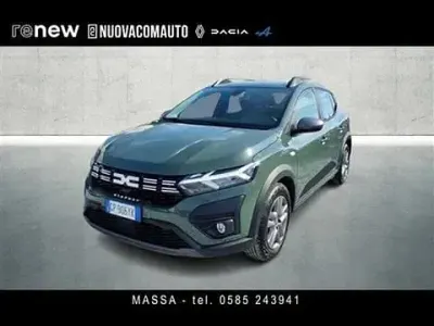 Usata Dacia Sandero Comfort 90 CV (66 kW) 2023 Verde scuro Utilitaria