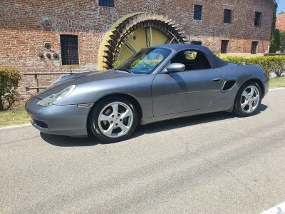 Usata Porsche Boxster 220 CV (161 kW) 2002 Grigio Cabrio
