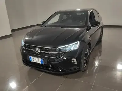Usata VW Taigo R-line 115 CV (84 kW) 2025 Nero SUV