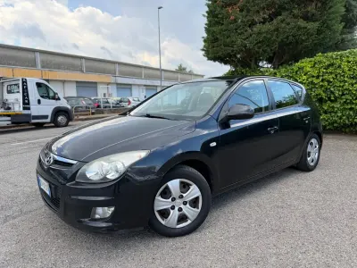 Usata Hyundai i30 108 CV (79 kW) 2009 Nero Berlina