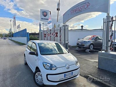 Usata VW up! Move 67 CV (49 kW) 2014 Bianco Utilitaria