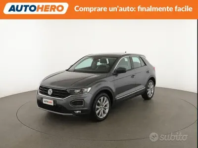 Usata VW T-Roc Advance 150 CV (110 kW) 2018 Grigio SUV
