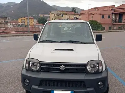 Usata Suzuki Jimny 85 CV (62 kW) 2018 Bianco SUV