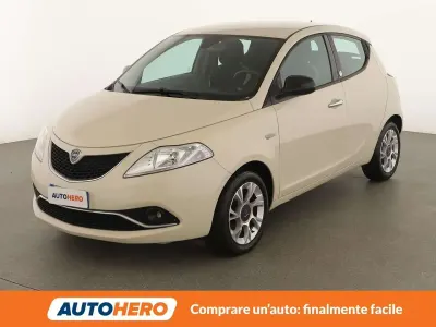 Usata Lancia Ypsilon Gold 69 CV (50 kW) 2015 Beige Utilitaria