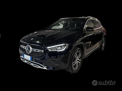 Usata Mercedes GLA180 115 CV (84 kW) 2023 Nero SUV