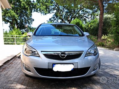 usata Opel Astra 1.7 cdti cosmo 125cv
