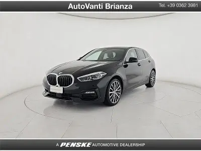 Usata BMW 118 Sport Line 136 CV (100 kW) 2021 Nero Utilitaria