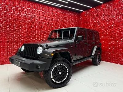 Usata Jeep Wrangler Unlimited Night Eagle 200 CV (147 kW) 2018 Grigio SUV
