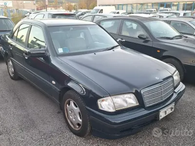 Usata Mercedes C200