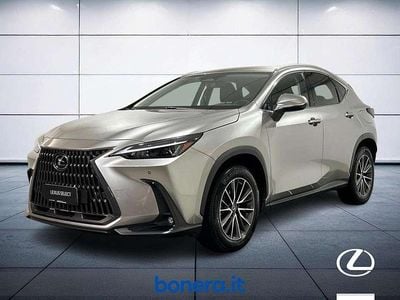 Usata Lexus NX350h 243 CV (178 kW) 2022 Sonic titanium SUV