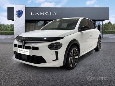 Usata Lancia Ypsilon 101 CV (74 kW) 2025 Bianco Utilitaria