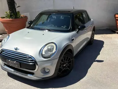 Usata Mini Cooper D 116 CV (85 kW) 2016 Argento Utilitaria