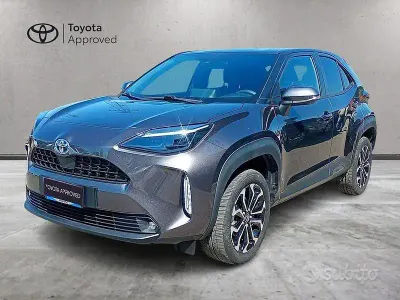 Usata Toyota Yaris Cross Trend 116 CV (85 kW) 2022 Grigio SUV