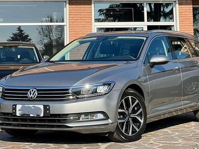 Usata VW Passat Highline 150 CV (110 kW) 2015 Grigio Station wagon