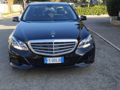 Mercedes E200