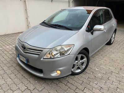 usata Toyota Auris 1.4 D-4D 5 porte