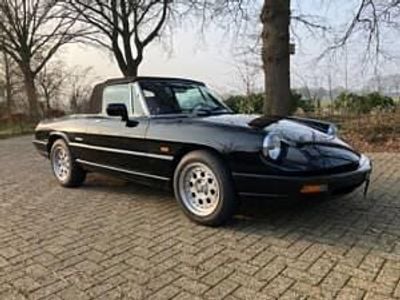 Usata Alfa Romeo Spider 120 CV (88 kW) 1991 Nero Cabrio