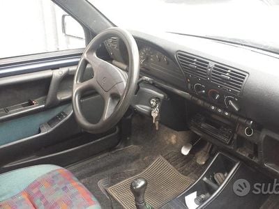 Usata Autobianchi Y10 50 CV (36 kW) 1994 Blu Utilitaria