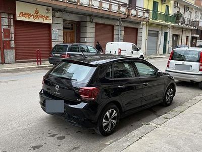 Usata VW Polo Comfortline 65 CV (47 kW) 2022 Nero Utilitaria